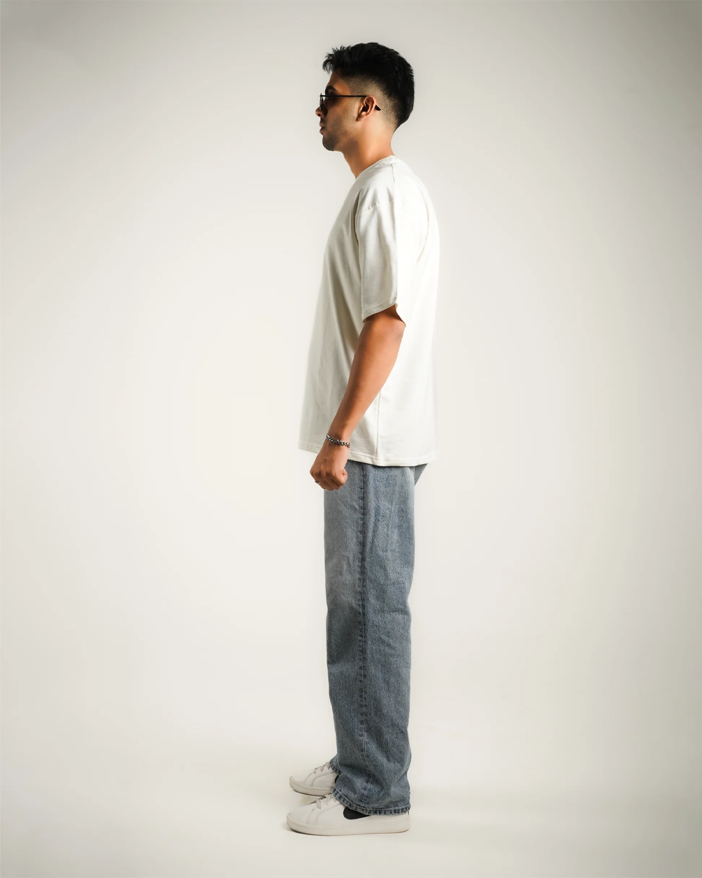 AVVARA Oversized Tee - Ivory White (Side View)