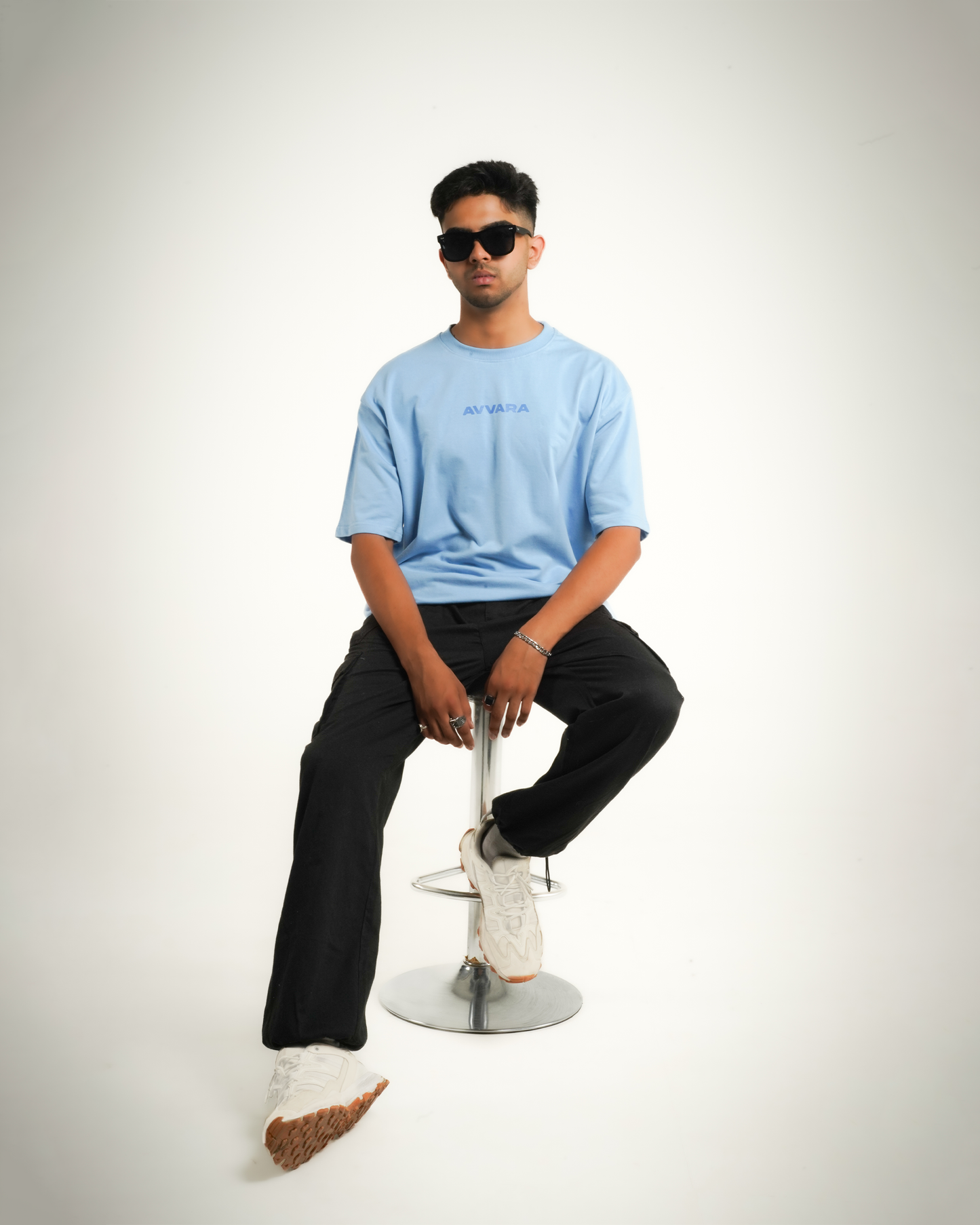 AVVARA Oversized Tee - Nimbus Blue