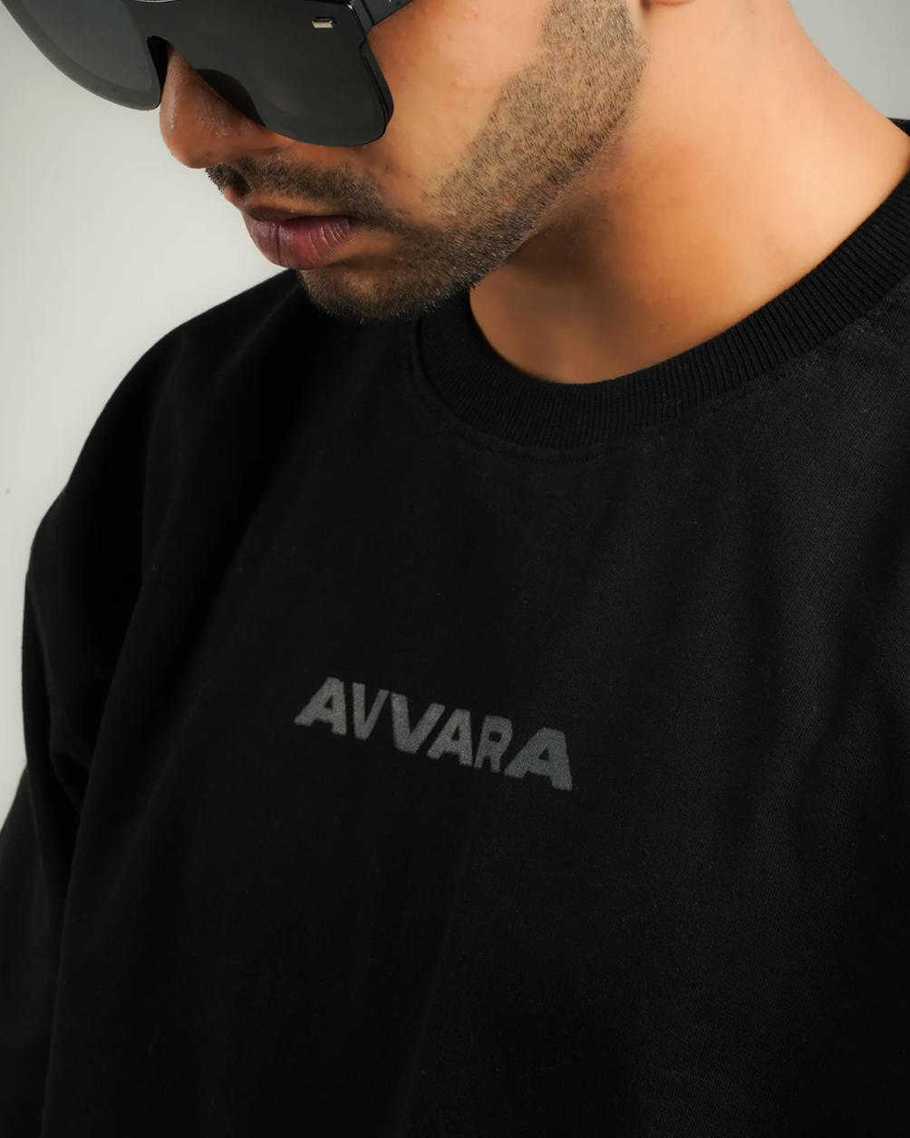 AVVARA Oversized Tee - Midnight Black