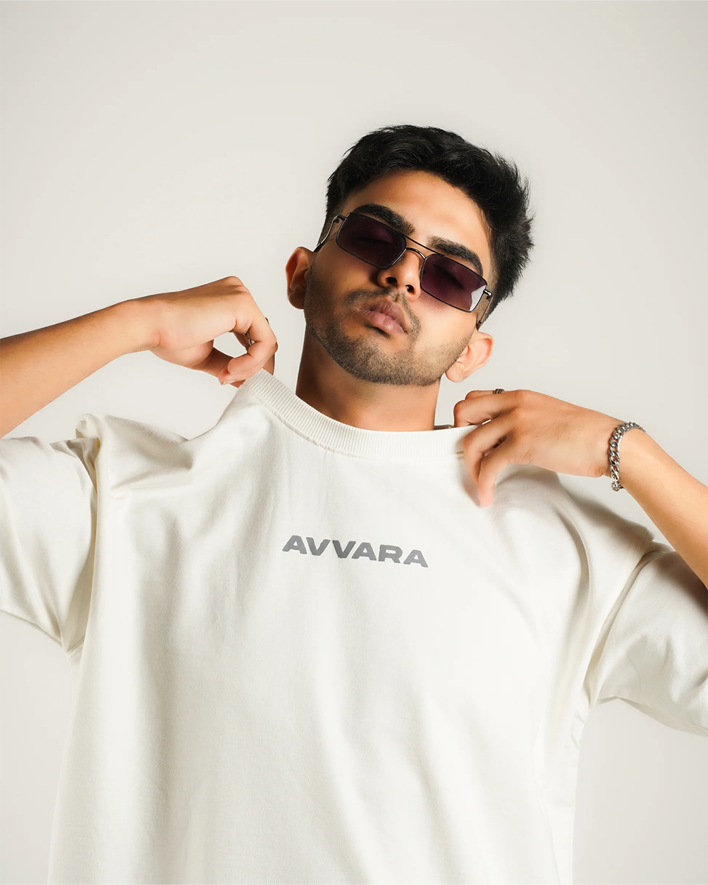 AVVARA Oversized Tee - Ivory White