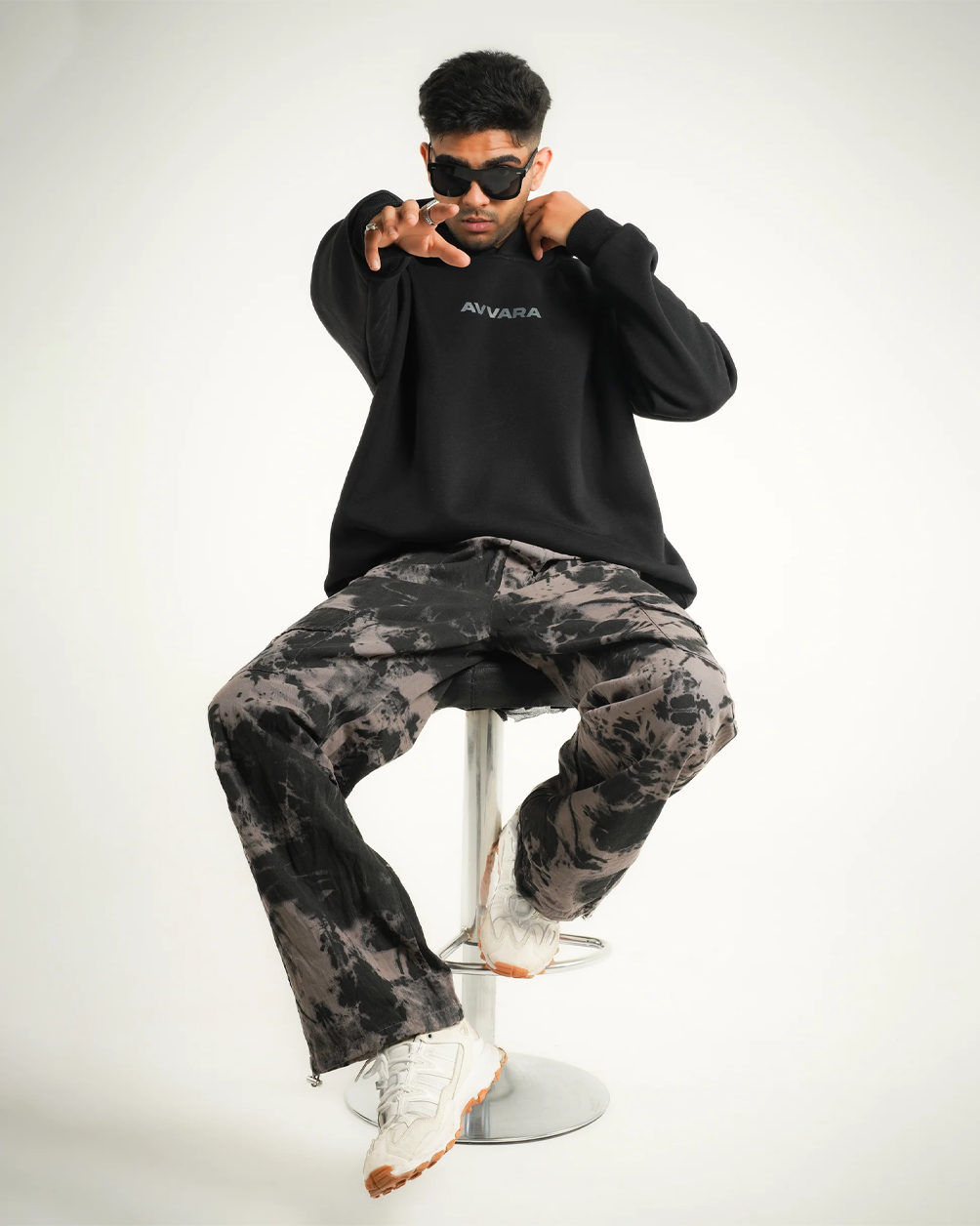 AVVARA Phantom Black Hoodie